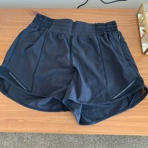 Lululemon Hotty Hot High Rise Short 4”